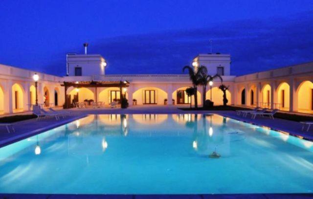 Agri Hotel Conte Salentino Sant Isidoro  Bagian luar foto